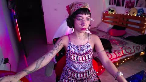 Snapshot of stefh420 chatting on November 1, 8:38 am online show from November 1, 8:38 am