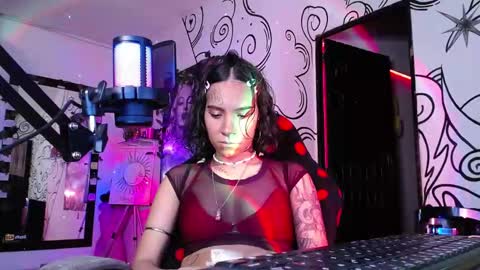 Snapshot of stefh420 chatting on March 26, 5:24 am online show from March 26, 5:24 am