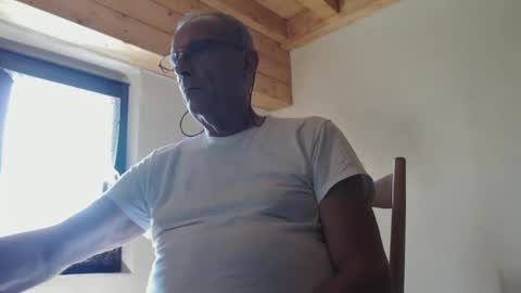 stefi444466 online show from May 17, 12:12 pm