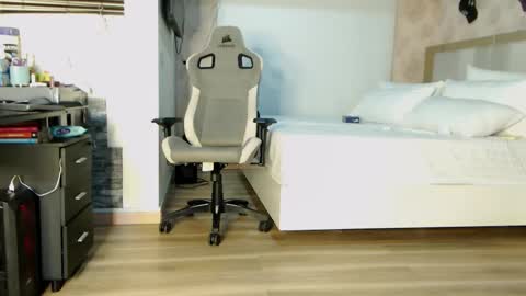 Snapshot of stefi_alizon chatting on September 21, 3:08 am Zuly online show from September 21, 3:08 am