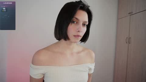 Snapshot of stefigirl chatting on January 29, 7:43 pm Stef online show from January 29, 7:43 pm