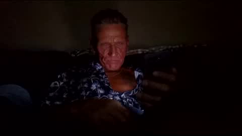 Snapshot of stefy1037 chatting on September 10, 2:55 am stefy1037 online show from September 10, 2:55 am