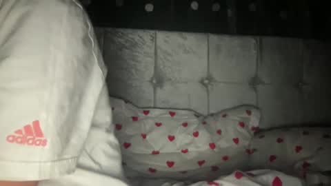 Snapshot of stefy_glow chatting on February 24, 1:35 am stefy_glow online show from February 24, 1:35 am