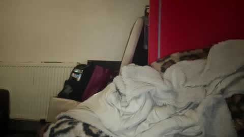 Snapshot of stefy_glow chatting on March 3, 6:22 pm stefy_glow online show from March 3, 6:22 pm