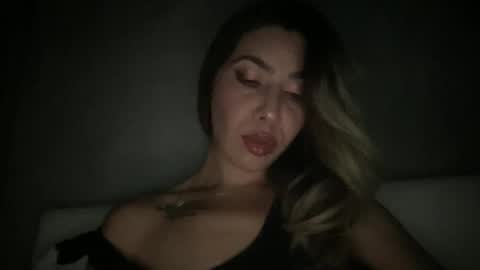 Snapshot of stefy_glow chatting on October 17, 9:50 pm stefy_glow online show from October 17, 9:50 pm