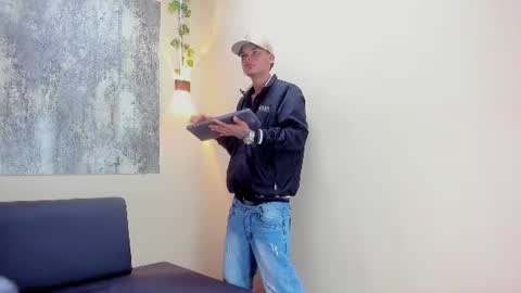 Steiner online show from June 12, 3:49 am