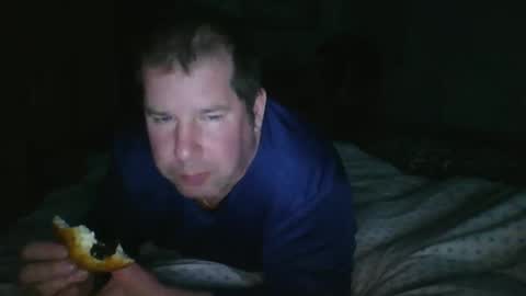 Snapshot of steki038434 chatting on April 4, 10:29 pm steki038434 online show from April 4, 10:29 pm