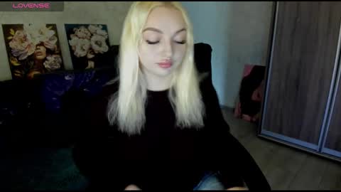 Stella  Cox online show from November 7, 6:35 am