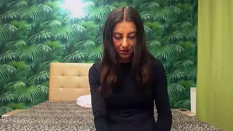 Stella John online show from November 30, 7:01 am