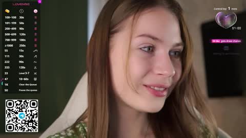 Snapshot of stella_of_steel chatting on October 19, 10:05 am Stella online show from October 19, 10:05 am