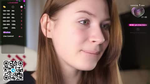 Snapshot of stella_of_steel chatting on October 22, 8:58 am Stella online show from October 22, 8:58 am