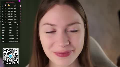 Snapshot of stella_of_steel chatting on November 17, 11:27 am Stella online show from November 17, 11:27 am