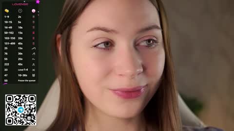 Snapshot of stella_of_steel chatting on November 24, 11:10 am Stella online show from November 24, 11:10 am