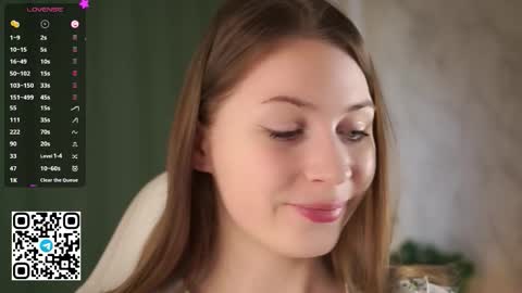 Snapshot of stella_of_steel chatting on November 28, 9:34 am Stella online show from November 28, 9:34 am