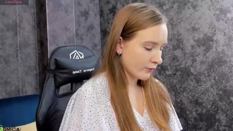 Stella online show from February 7, 9:24 am