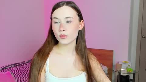 Snapshot of stella_sunny chatting on November 4, 4:22 am stella_sunny online show from November 4, 4:22 am