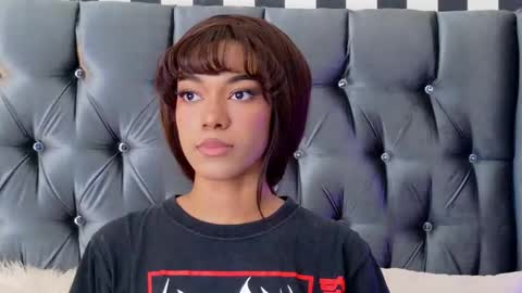 S T E L L A online show from January 14, 11:53 pm