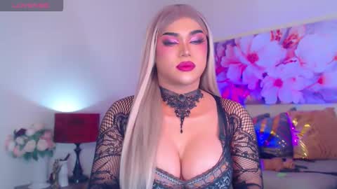 Snapshot of stellagrayts chatting on September 30, 6:02 pm CALL ME STELLA online show from September 30, 6:02 pm