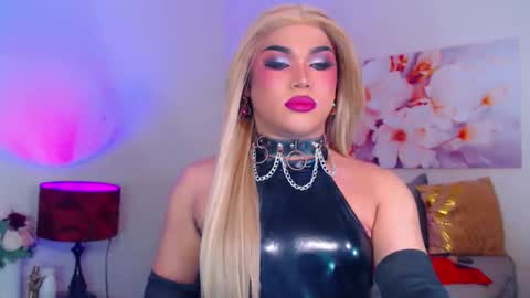 Snapshot of stellagrayts chatting on October 16, 6:42 pm CALL ME STELLA online show from October 16, 6:42 pm