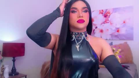 Snapshot of stellagrayts chatting on October 27, 2:26 am CALL ME STELLA online show from October 27, 2:26 am