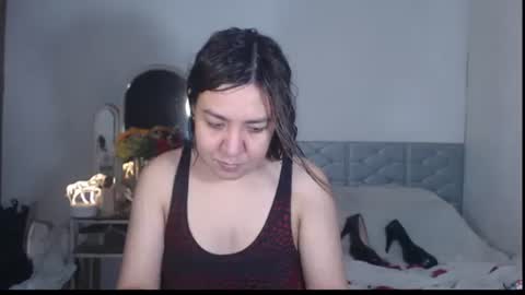 Snapshot of stellahugets chatting on October 13, 11:21 am Stella online show from October 13, 11:21 am