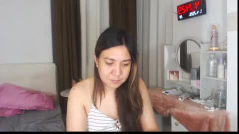 Snapshot of stellahugets chatting on April 6, 8:21 pm Stella online show from April 6, 8:21 pm