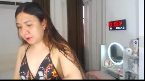 Snapshot of stellahugets chatting on April 10, 8:30 am Stella online show from April 10, 8:30 am