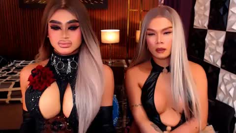stellaperkins online show from June 3, 12:46 am