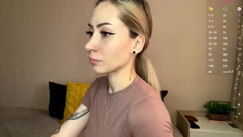 Alexia online show from February 12, 8:09 am