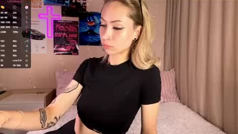 Alexia online show from June 20, 3:31 am