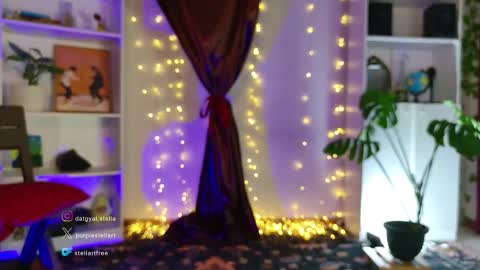 stellart_ online show from March 18, 1:09 am