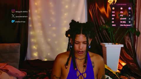 stellart_ online show from June 7, 12:48 am