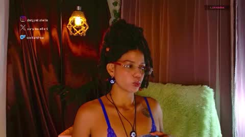 stellart_ online show from June 12, 12:53 am