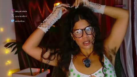 stellart_ online show from July 27, 2:18 am