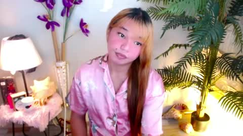 Snapshot of stellaxtemptationx chatting on June 15, 1:30 am Stella sweet online show from June 15, 1:30 am