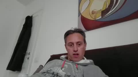 sten015 online show from March 31, 12:27 pm