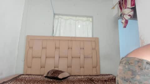 Stepcouple   online show from January 26, 9:07 pm