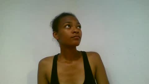 Snapshot of stepha400701 chatting on June 14, 5:09 am stepha400701 online show from June 14, 5:09 am