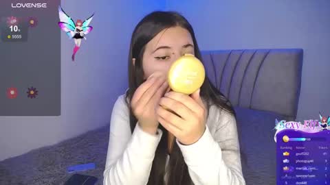 Emma online show from December 11, 1:58 am