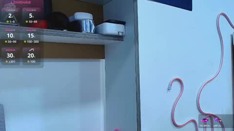 Emma online show from March 20, 2:05 am