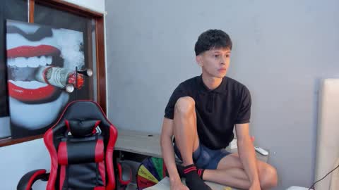 Snapshot of stephane_rouss chatting on September 28, 8:03 pm Stephane Rouss online show from September 28, 8:03 pm