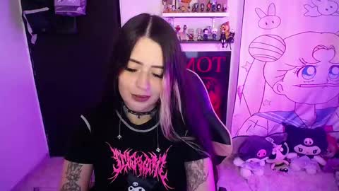 Snapshot of stephani_rousso chatting on February 17, 11:22 pm joha cosmo online show from February 17, 11:22 pm