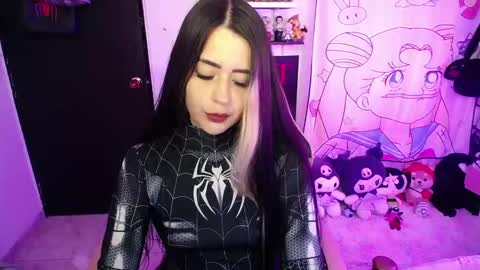 Snapshot of stephani_rousso chatting on February 24, 11:14 pm joha cosmo online show from February 24, 11:14 pm