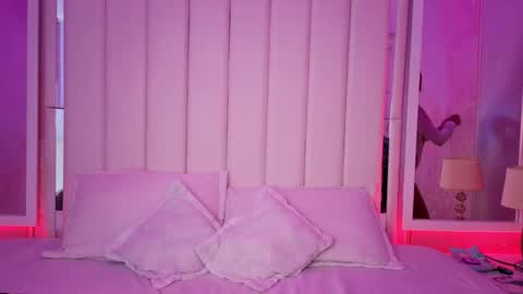 Snapshot of stephani_sweet chatting on March 26, 6:46 pm Stefff online show from March 26, 6:46 pm