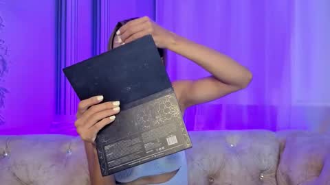 Snapshot of stephani_sweet chatting on March 27, 3:34 pm Stefff online show from March 27, 3:34 pm