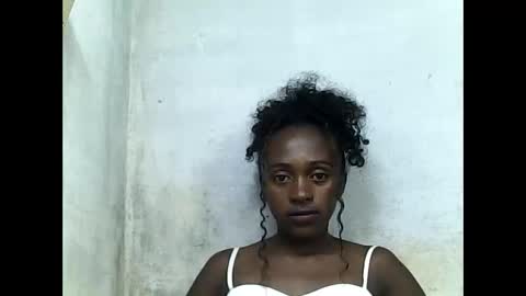stephania12112343 online show from June 2, 6:48 am