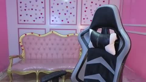 Snapshot of stephania_t chatting on September 9, 11:32 am Stephania online show from September 9, 11:32 am