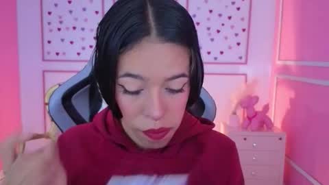 Snapshot of stephania_t chatting on October 23, 11:42 am Stephania online show from October 23, 11:42 am