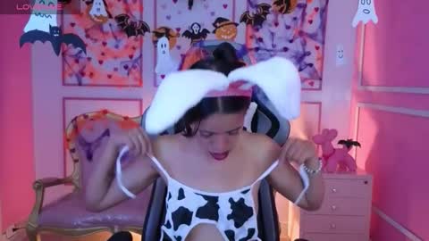 Snapshot of stephania_t chatting on October 25, 12:23 pm Stephania online show from October 25, 12:23 pm