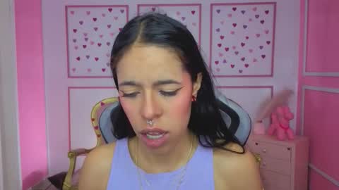 Stephania online show from February 3, 11:59 am